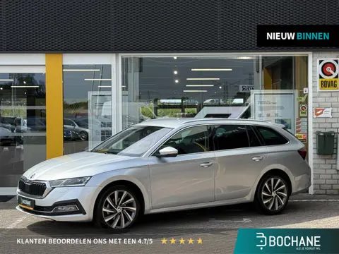 Skoda Octavia Combi 1.5 TSI First Edition | Wegklapbare trekhaak | Cruise adaptief | Stoelverwarming