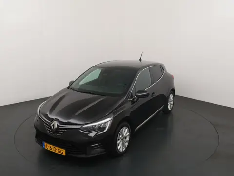 Renault Clio 90pk TCe Intens | half leder | Camera | Navigatie | All season banden | ISOFIX | LED |