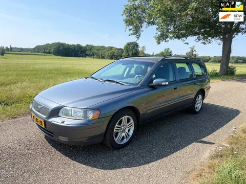 Volvo V70 2.4 Edition II CRUISE CONTROL / AIRCO / TREKHAAK / VOLLEDIGONDERHOUDEN