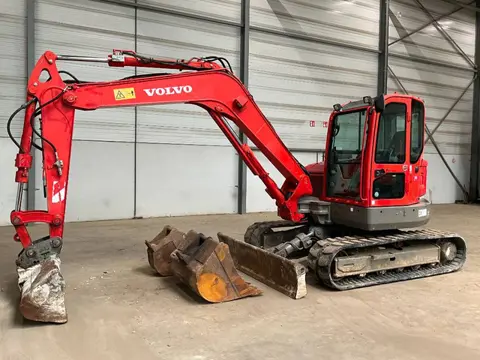 Volvo ECR 88 D (bj 2017)