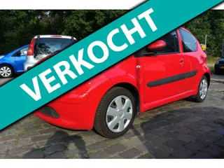 Toyota Aygo 1.0-12V + 230 dkm 5 drs airco nw apk 26-9-2027
