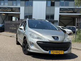 Peugeot 308 SW 1.6 THP Féline Luxe uitvoering navi pano trekhaak