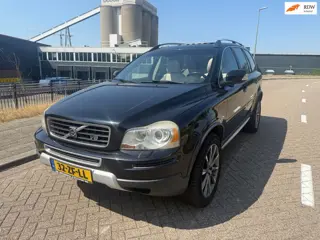 Volvo XC90 4.4 V8 Sport