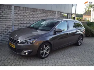 Peugeot 308 SW 1.2 PureTech Blue Lease Premium Sportst Stoelverw Navi Camera Clima Cruise DAB Sfeerv