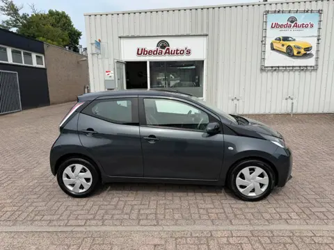 Toyota Aygo 1.0 VVT-i x-play 5 DEURS AIRCO KM 120275 ZEER MOOI 5999E