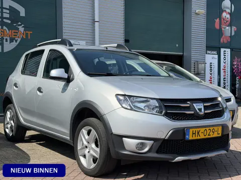 Dacia Sandero 0.9 TCe Stepway Lauréate / Cruise / Airco / Navi / PDC / 1e eigenaar