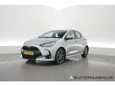 Toyota Yaris 1.5 VVT-i Dynamic | Navi by Apple CarPlay | Camera | Keyless | Adapt. Cruise | Airco | 