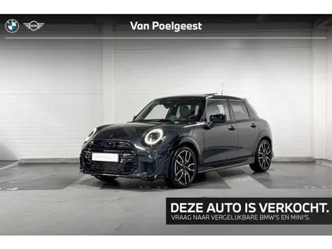 MINI Cooper 5-deurs S | John Cooper Works Uitvoering |  Pakket XL | Panoramadak |