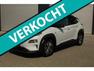 Hyundai Kona EV Premium 64 kWh Keyless Adaptief Carplay Stoelverwarming/-Koeling Head Up