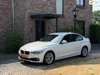 BMW 3-serie 330e i performance High executive Nieuwe accu!!