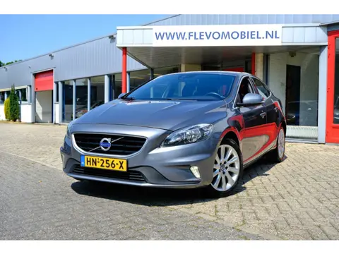 Volvo V40 2.0 D2 R-Design Business Navi|Clima|LMV|PDC