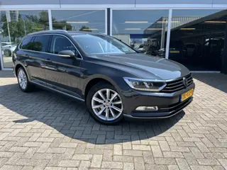 Volkswagen Passat Variant 1.4 TSI ACT Highline Automaat / Carplay / ACC / HUD / Virtual Display / St
