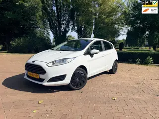 Ford Fiesta 1.0 Style | 5 deurs | Bluetooth | Trekhaak | Airco
