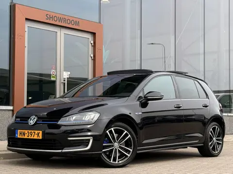 Volkswagen Golf 1.4 TSI GTE | Leder | Pano | Apple Carplay | Achteruitrijcamera |