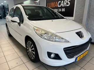 Peugeot 207 1.6 VTi XS | Nieuwe APK | Automaat | Airco | PDC