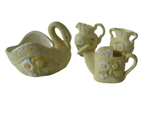 MINIATUUR SET GEEL MET BLOEMEN 4 DLG Nieuw