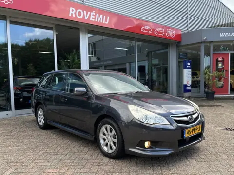 Subaru Legacy Touring Wagon 2.0i Intro Automaat, Trekhaak, Cruise, Clima.