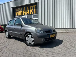 Renault Clio 1.4-16V Privilège | AIRCO | 5 DEURS | APK 08-2027 |
