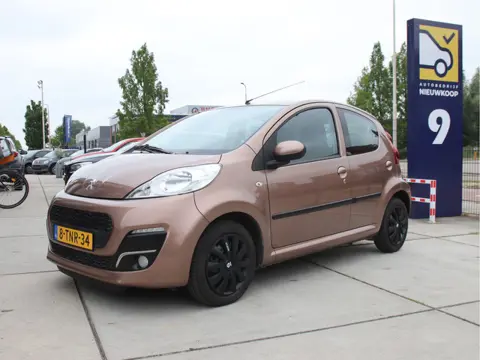 Peugeot 107 1.0 Active Pack Premium Airco, LED, NAP, Facelift Zomeractie!!!
