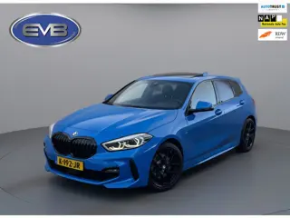 BMW 1-serie 118i AUTOMAAT M- Sport, Misano blauw metallic, panoramadak, headup display, navi, digita