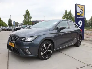 SEAT Ibiza 1.0 EcoTSI FR DSG Business Connect Camera, Carplay, Keyless, FULL LED Zomeractie!