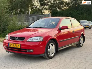 Opel Astra 2.2-16V Comfort Automaat Airco