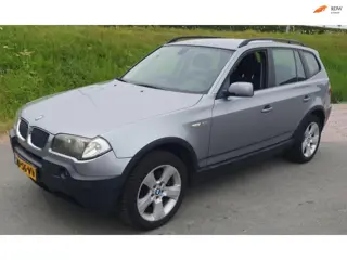 BMW X3 2.0i Introduction 4WD PSENSOR NAVI CRUISE TREKHAAK