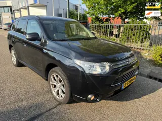 Mitsubishi Outlander 2.0 PHEV Instyle ACCU NOT GOOD!