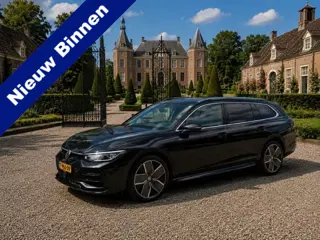 Volkswagen Passat Variant 1.5 eHybrid R-Line Edition | SoH 100% | 272pk | Pano | IQ.Light | ACC | Er