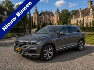 Volkswagen Touareg 3.0 TSi eHybrid 4MOTION km 48.000 nap 1e eigenaar