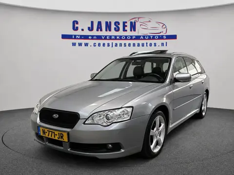 Subaru Legacy Touring Wagon 3.0R  Executive  4x4! Trekhaak