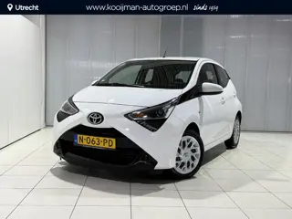 Toyota Aygo 1.0 VVT-i x-play limited Navigatie systeem , All season banden m Apple carplay/anroid au