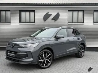 Volkswagen Tiguan 1.5 eHybrid |Pano|Trekhaak|ACC|