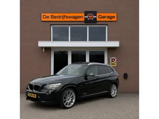 BMW X1 sDrive20i High Executive | Navigatie | Cruise Control | Stoelverwarming | Schuif / kantel dak