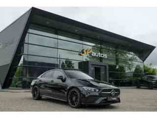 Mercedes-Benz CLA-klasse CLA250 AMG 224pk Panoramadak Night pakket Widescreen Sfeerverlichting 19" L