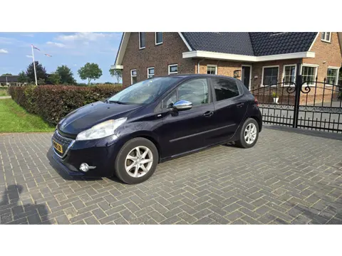 Peugeot 208 1.2 VTi Style LET OP!! staat op Locatie in EMST!!