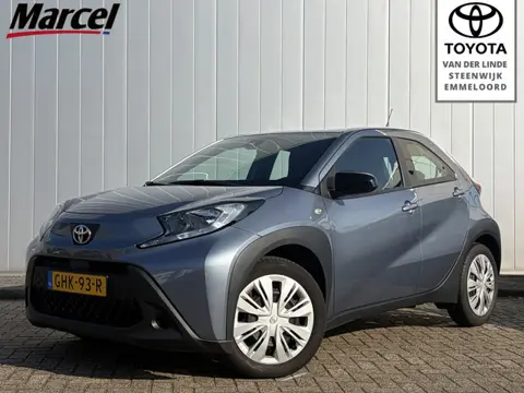 Toyota Aygo X 1.0 VVT-i MT Play NL Auto Dealer Onderhouden Groot Scherm Carplay Adapt Cruise