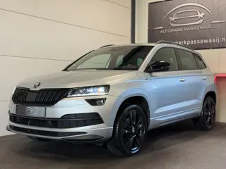 Skoda Karoq 1.5 TSI ACT Sportline Business Pano, ACC, Virtual Cockpit, Apple Carplay, Sfeerverlichti