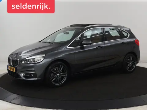 BMW 2-serie Active Tourer 220i Luxury | Panoramadak | Leder |  Stoelverwarming | Trekhaak | Sportsto