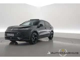 Volkswagen T-Roc 1.5 eTsi R-Line | Pano | IQ Light | Adapt. Cruise | Trekhaak | Camera | Stoel- Stuu
