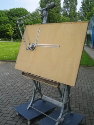 1x Antieke tekentafel