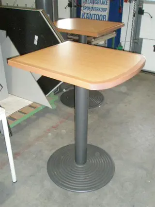 Sta tafel B75xD86cm. 3x vr