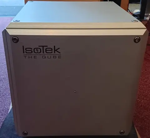 Isotek The 2K Qube