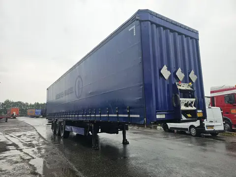 Krone SD - SAF DISC - ALU SIDEBOARDS- HUCKAPACK- ALU RIMS - SLIDING ROOF 5 PIECES.