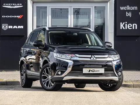 Mitsubishi Outlander 2.0 Connect Pro | Trekhaak | Camera |