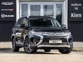 Mitsubishi Outlander 2.0 Connect Pro | Trekhaak | Camera |