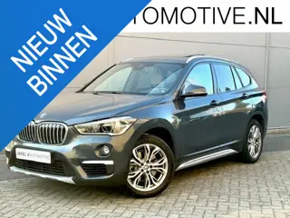 BMW X1 sDrive20i High Executive Leer, Trekhaak, Panoramadak, El. stoelen, Camera, Apple Carplay, Ada