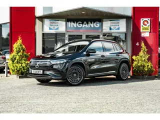 Mercedes-Benz EQA 250 AMG Line 67 kWh | Pano | Apple Carplay |