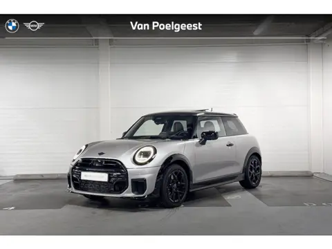 MINI 3-Deurs Cooper C John Cooper Works | Pakket M | Panoramadak  | Stuurwielverwarming |