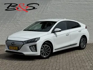 Hyundai IONIQ Comfort EV 38 kWh +300km rijbereik Camera Navi Stoelverwarming Carplay Cruise